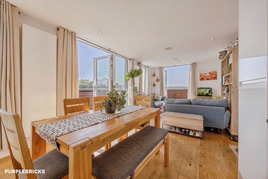 Property photo 1 of 22 Open Plan Living