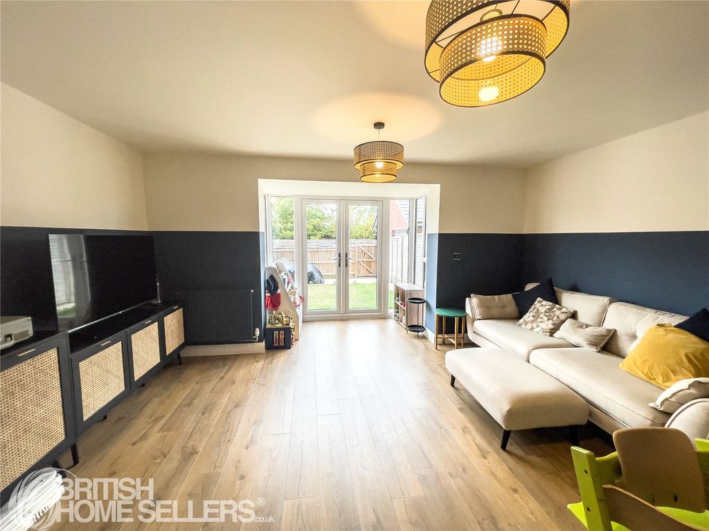 Property photo 2 of 16 Picture No. 05