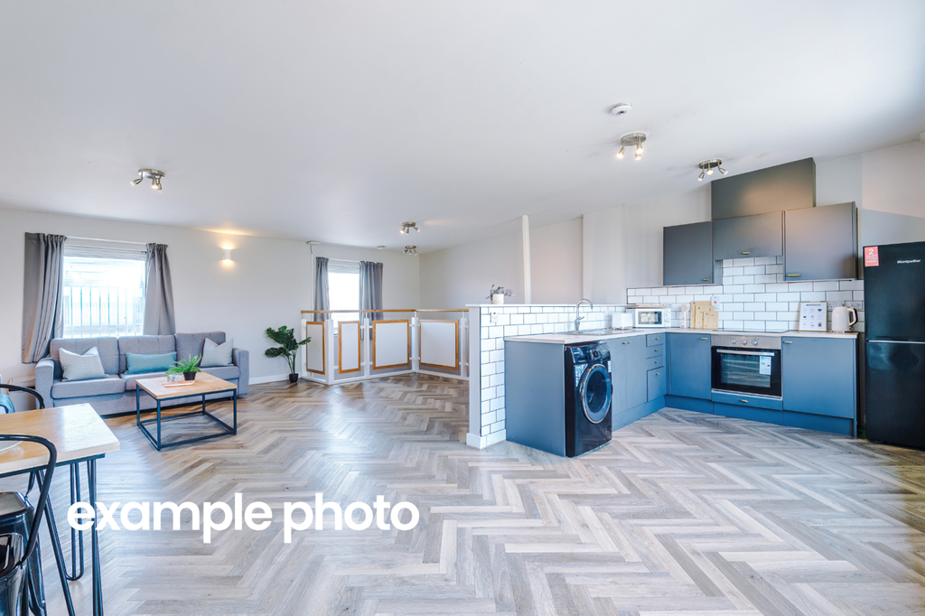 Property photo 1 of 8 Photo 0