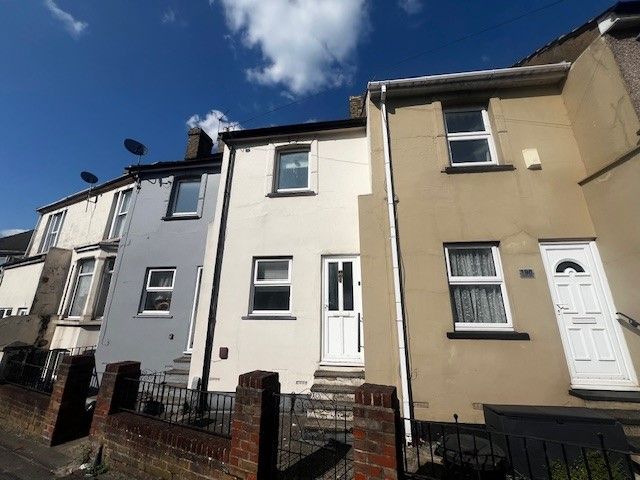 Property photo 1 of 6