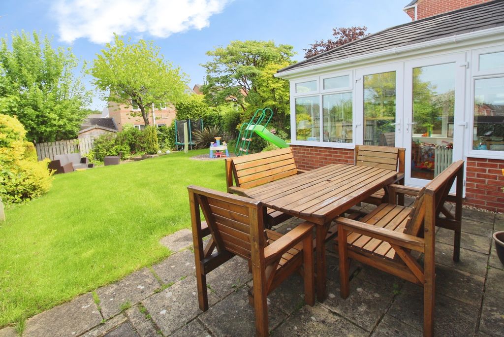 Property photo 2 of 19