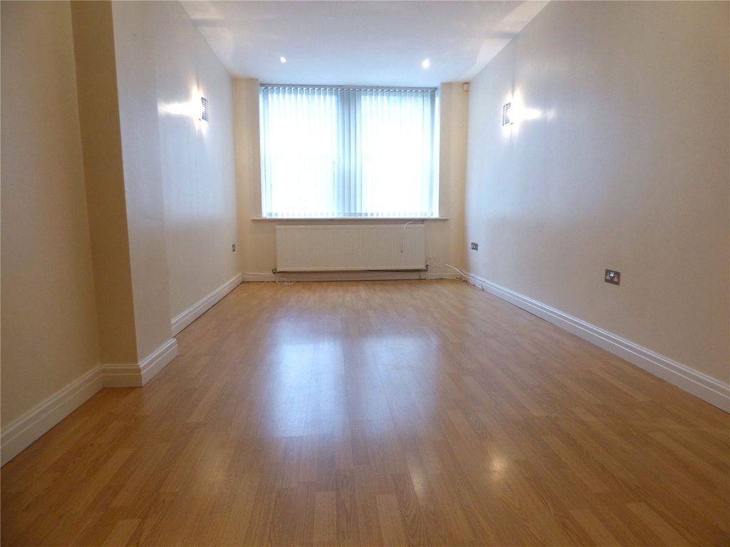 Property photo 2 of 16 Living Area