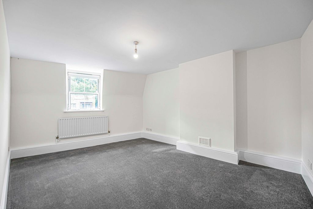 Property photo 2 of 9 Living Room