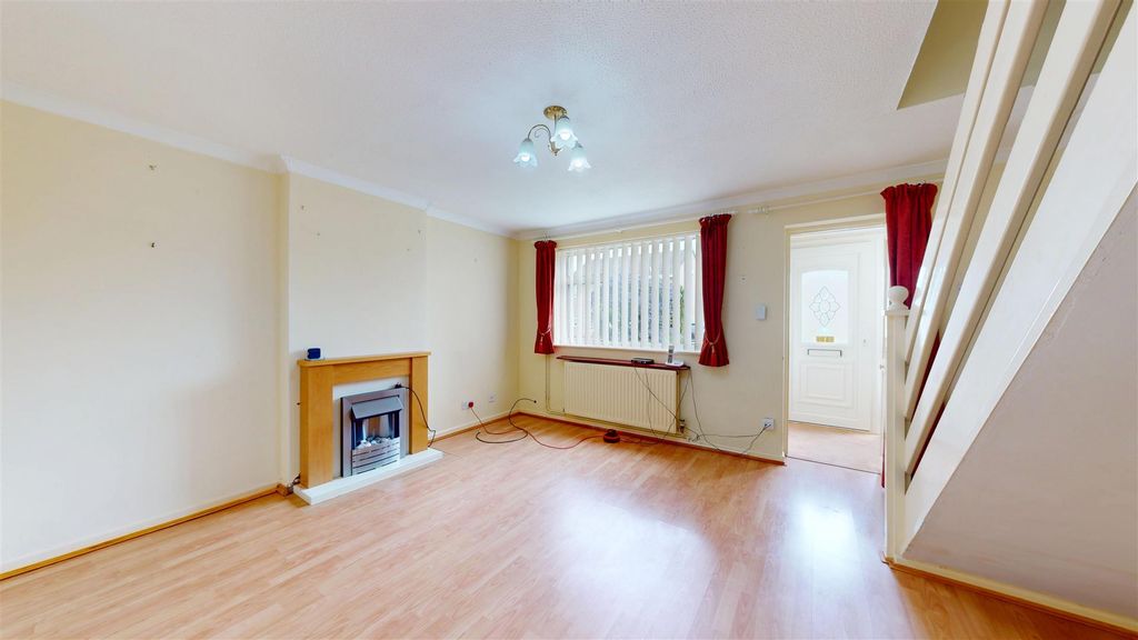 Property photo 3 of 13 Living Room