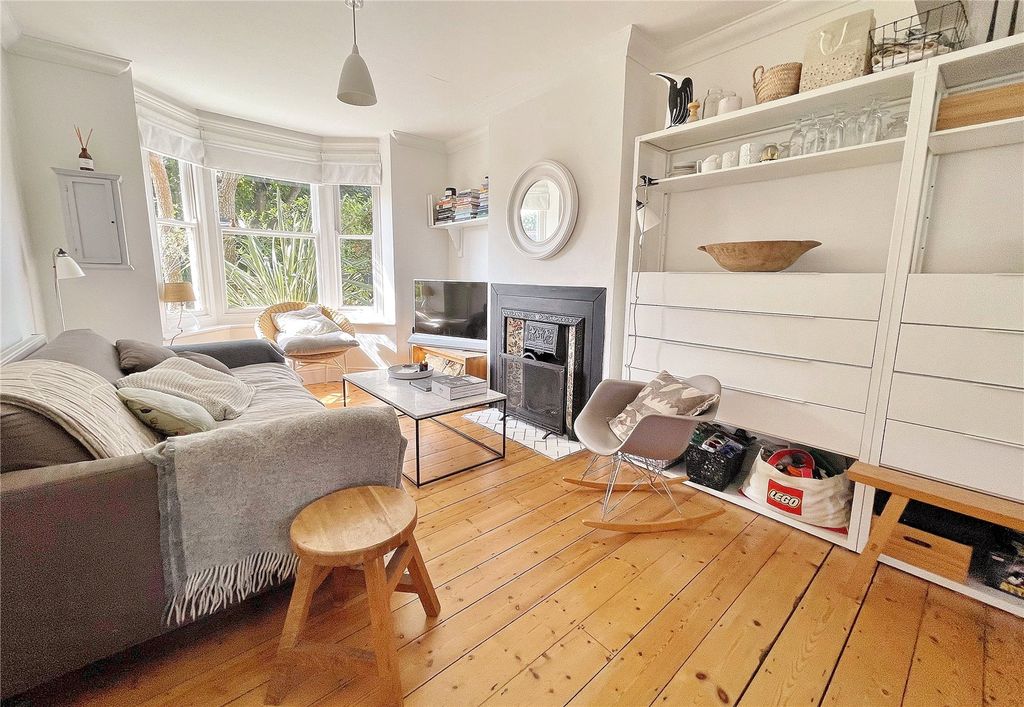 Property photo 2 of 14 Picture No. 02