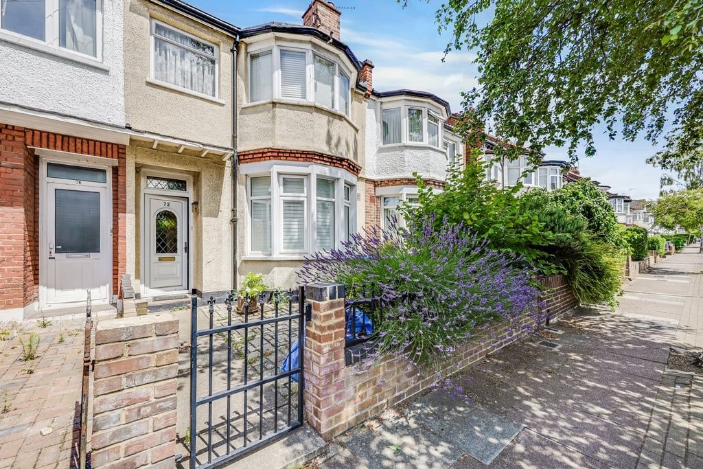 Property photo 1 of 14