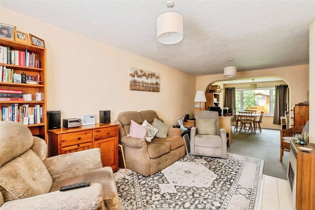 Property photo 2 of 16 Picture No. 08