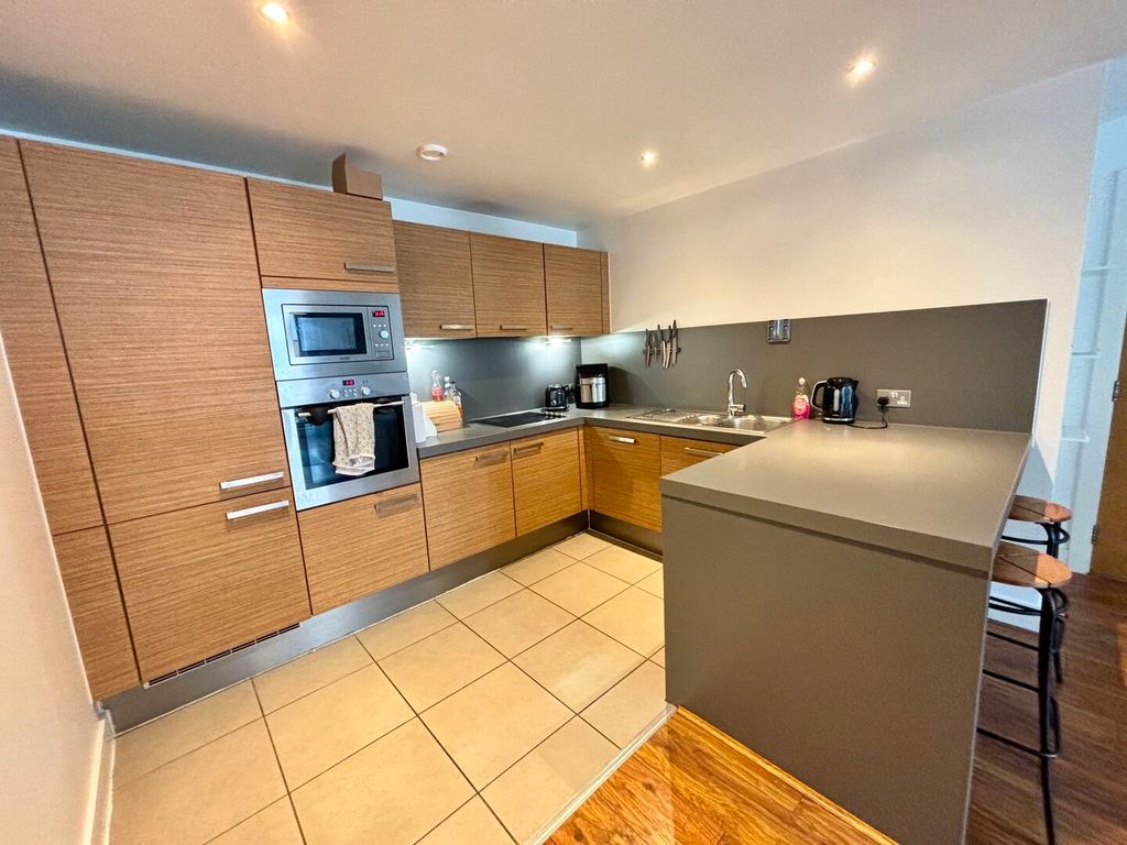 Property photo 2 of 17 Kitchen