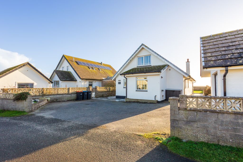 Property photo 2 of 41 Front View & Driveway