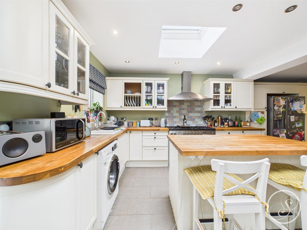 Property photo 3 of 24 Kitchen/Diner/Second Sitting Room