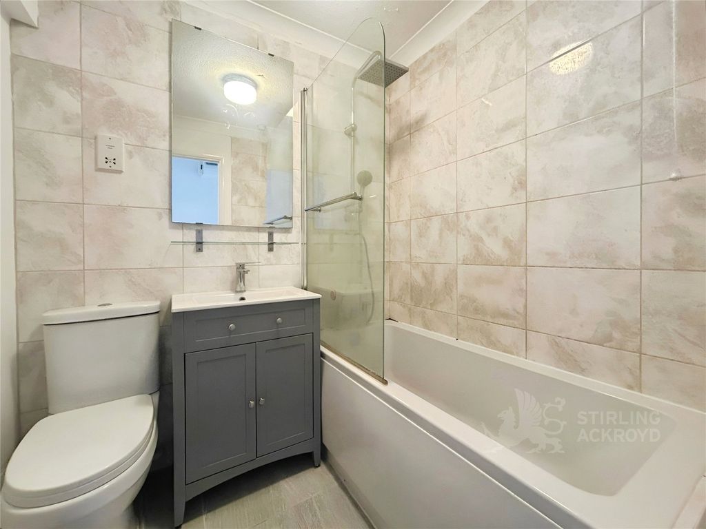Property photo 3 of 5 Bathroom