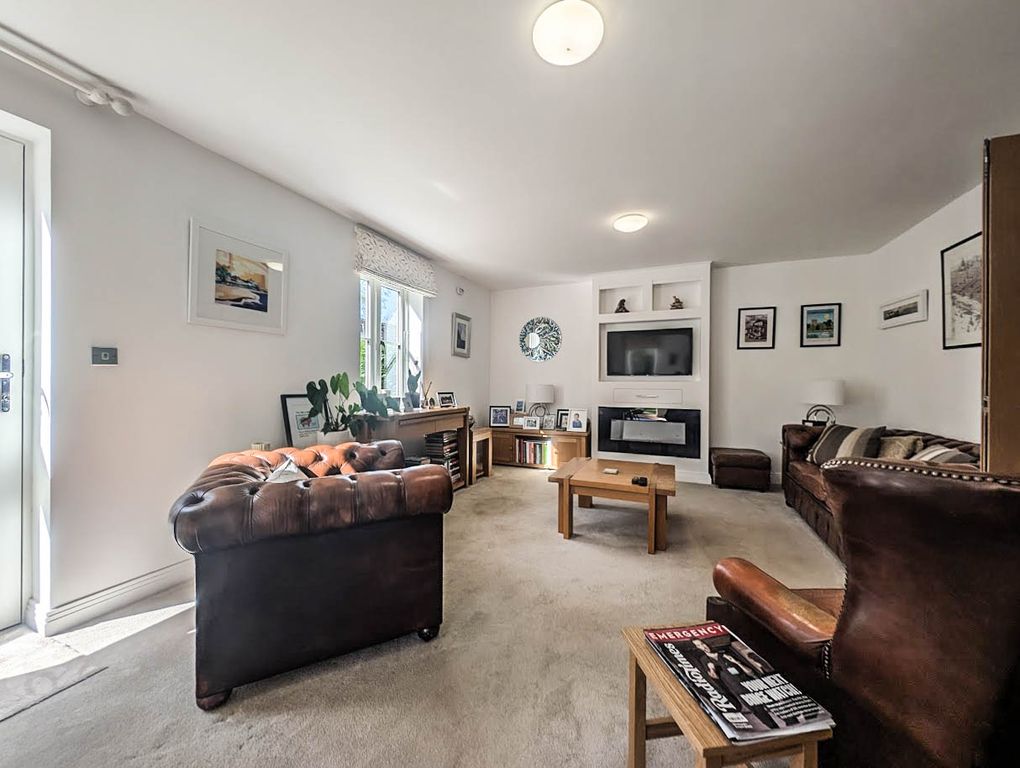 Property photo 2 of 21 Pxl_20260326_134339763