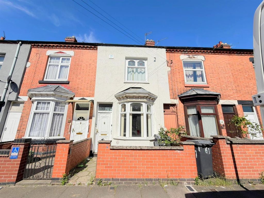 Property photo 1 of 12 Front