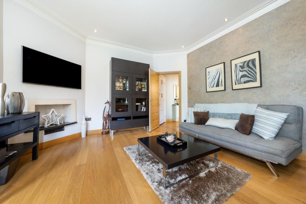 Property photo 3 of 12 Reception Room