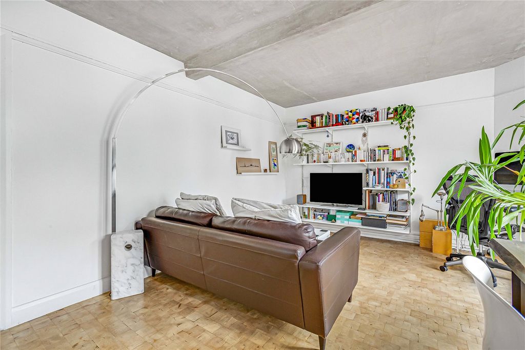 Property photo 3 of 18 Picture No. 35