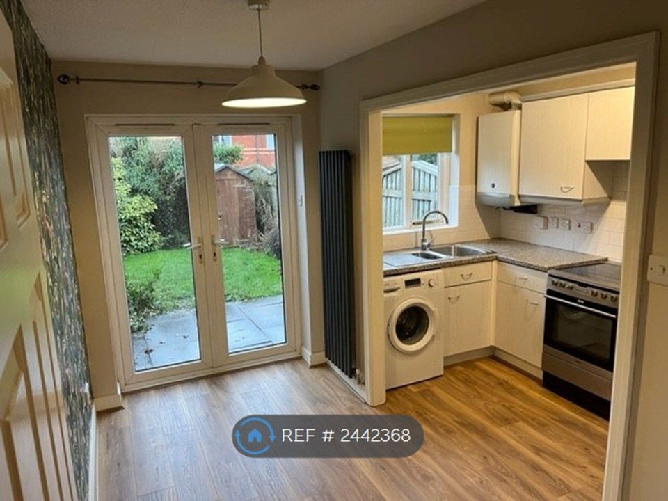 Property photo 3 of 14