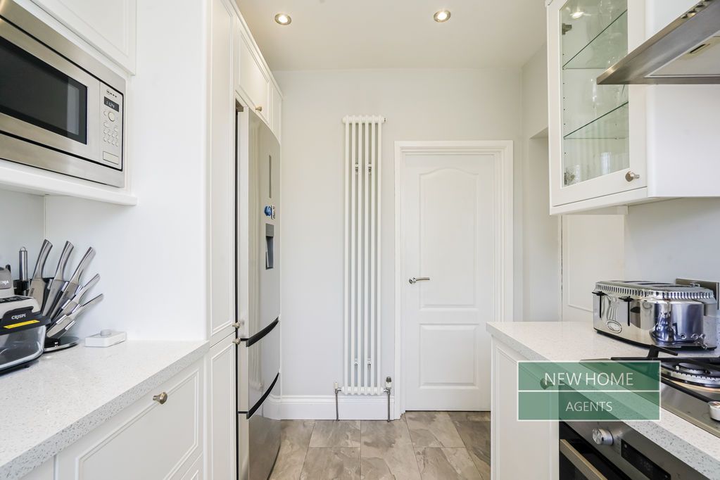 Property photo 3 of 21 Photo 8