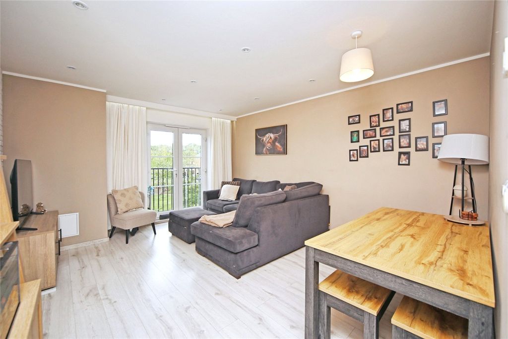 Property photo 3 of 15 Picture No. 14
