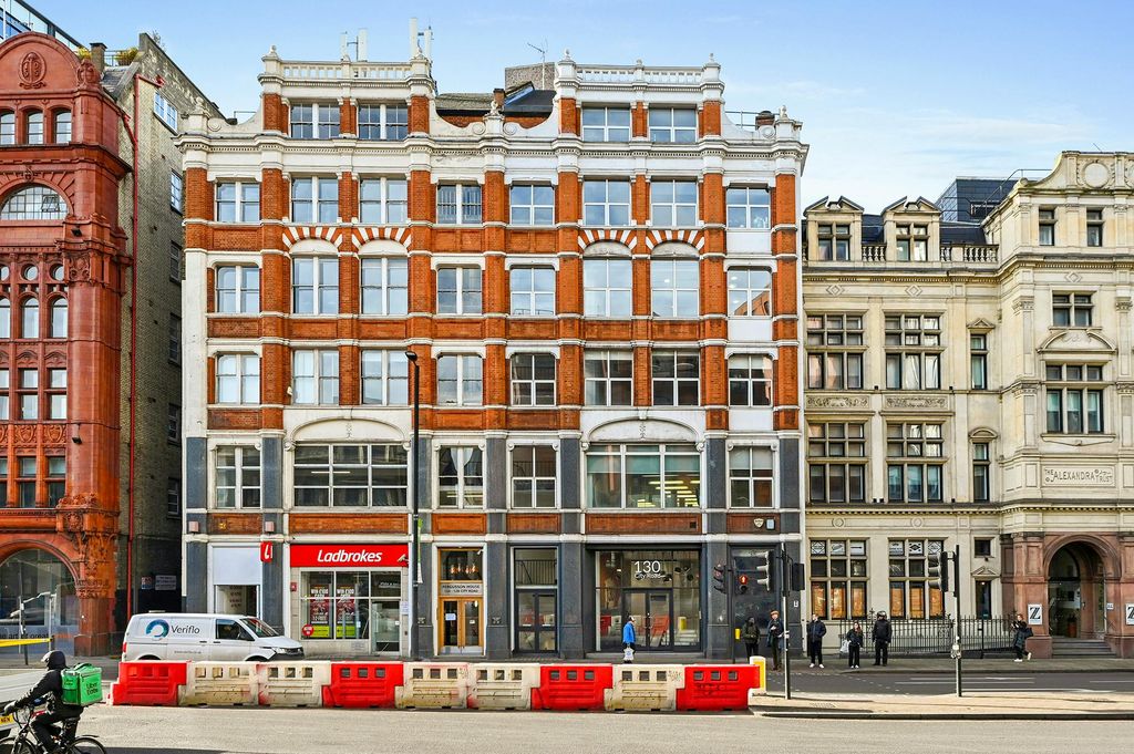 Property photo 2 of 10 Photo Main