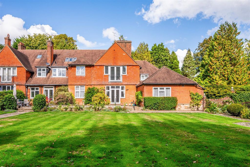 Property photo 1 of 27 Wonford House, 6- (25).Jpg