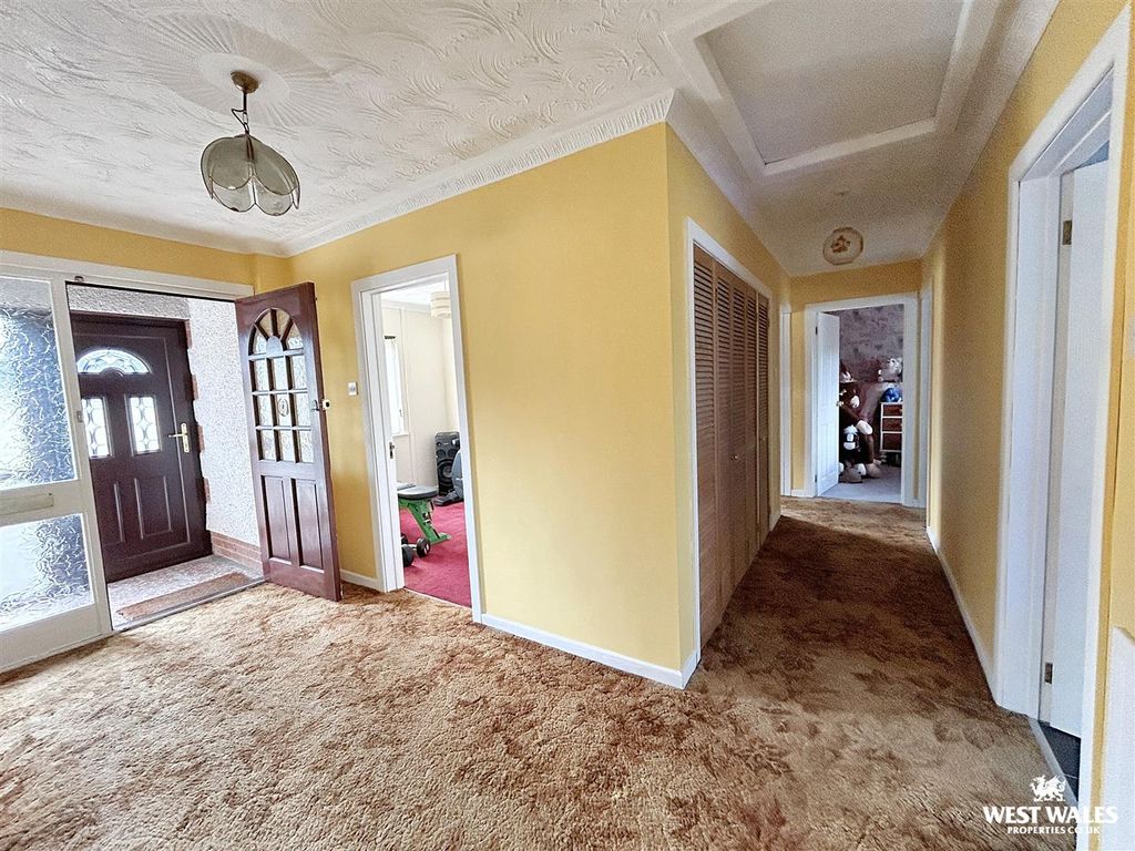 Property photo 3 of 24 Img_8231.Jpg