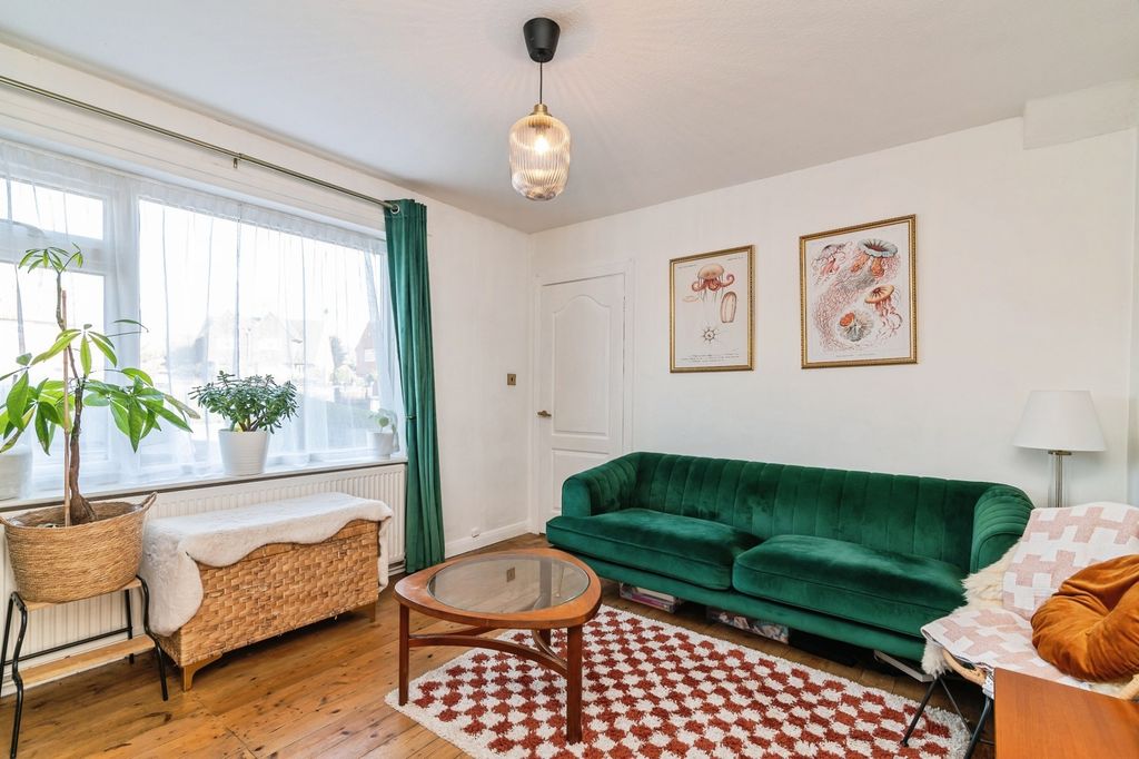 Property photo 2 of 20 Pbox-Img.Jpg