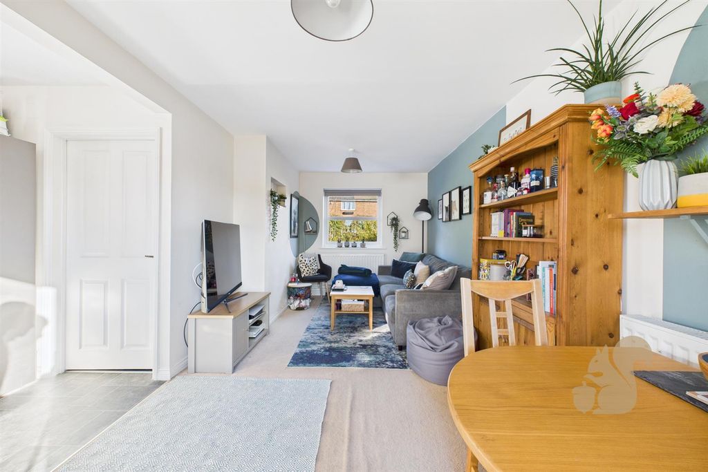 Property photo 3 of 14 Living Room