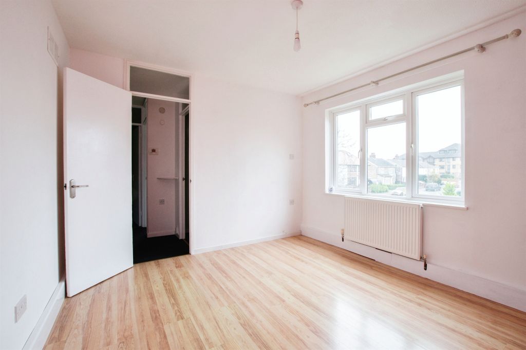 1 bed flat for saleCleveland Road, Bournemouth BH1 photo 4