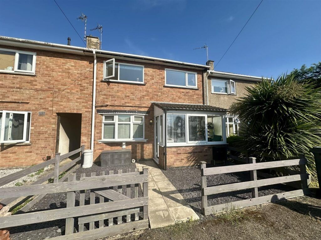 Property photo 1 of 9