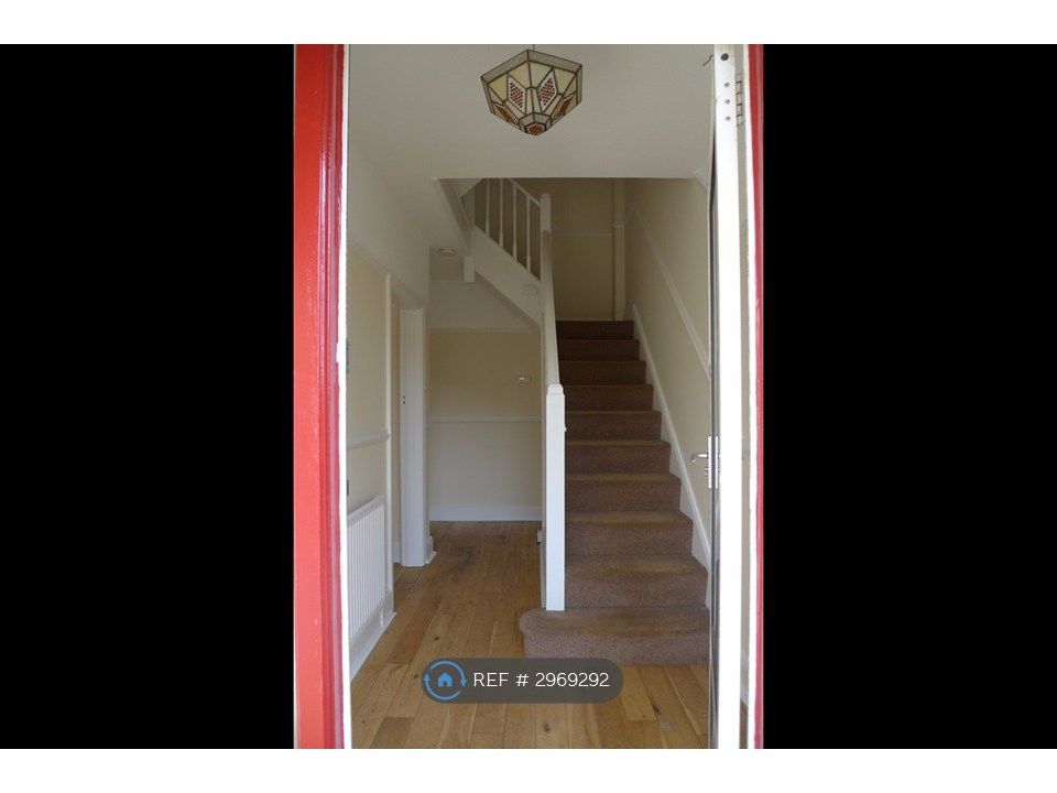 Property photo 2 of 15 Hallway