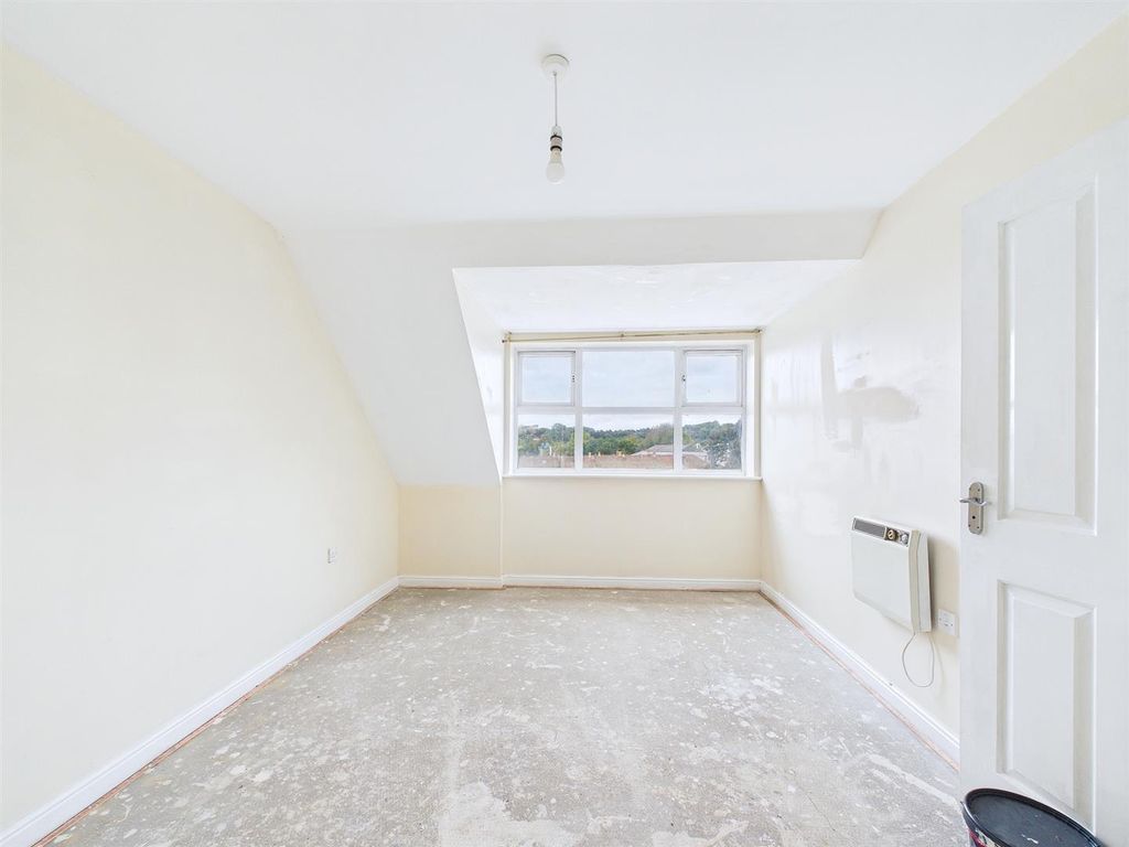 Property photo 3 of 10 3 - 97 The Maytrees.Jpg