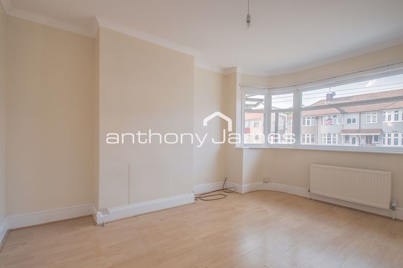 Property photo 2 of 7 Photo 2