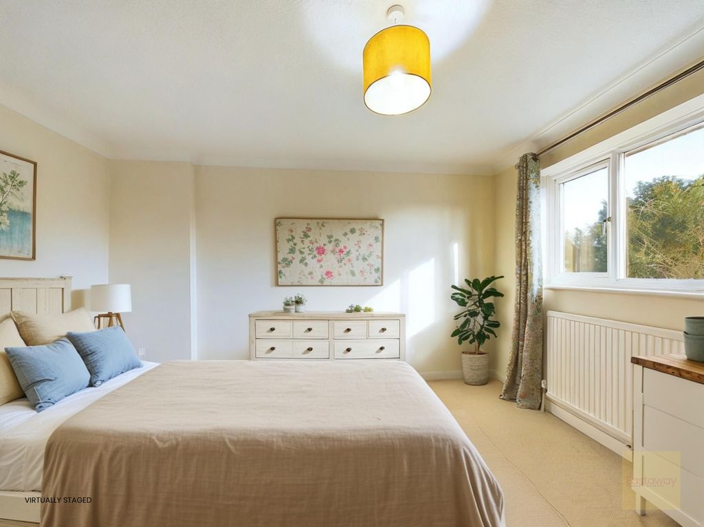 Property photo 3 of 11 Principal Bedroom