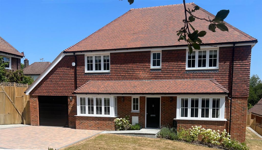 4 bed detached house for saleMill Drive, Crowborough TN6