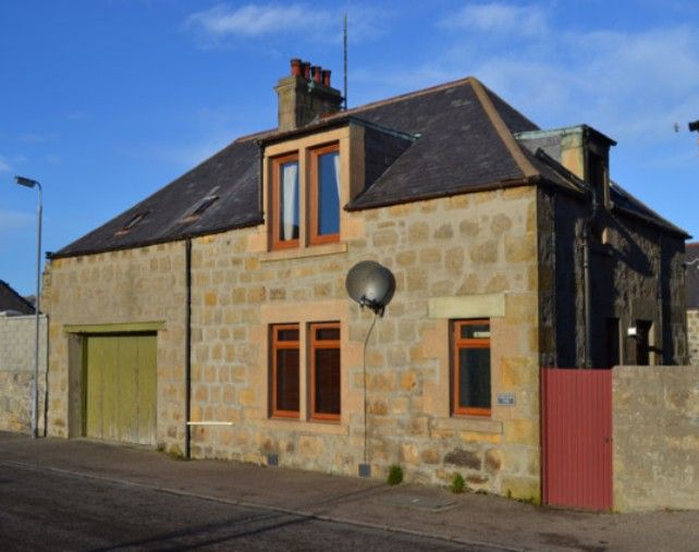 Property photo 1 of 14