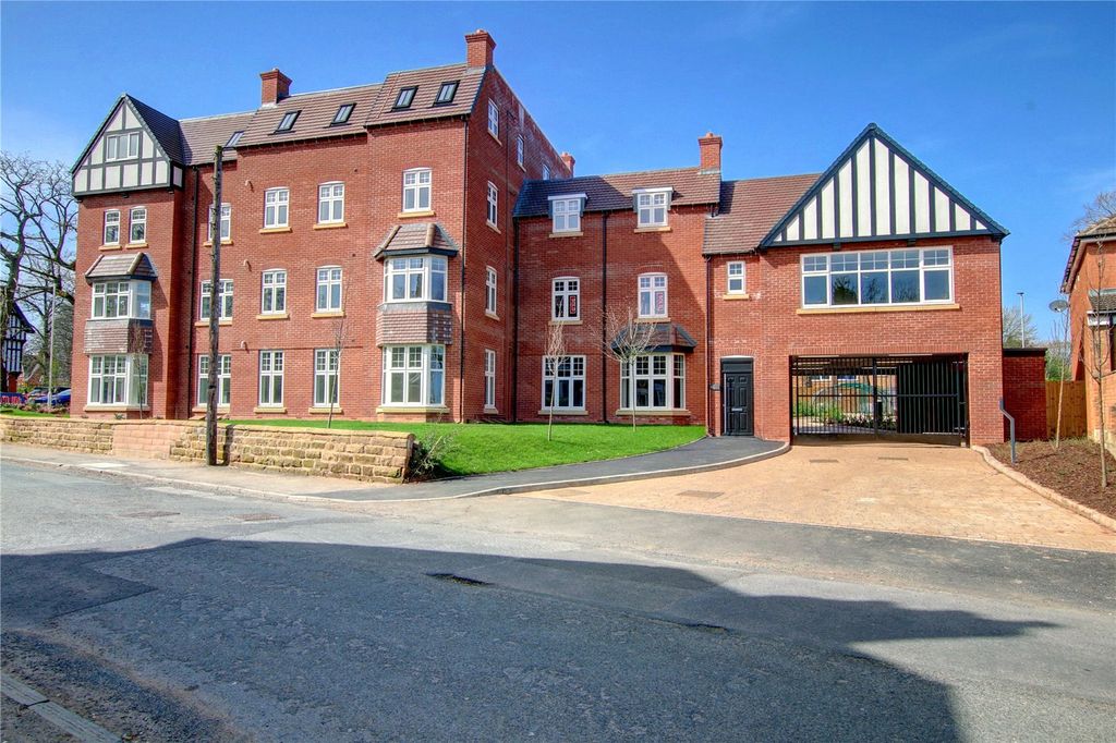 Property photo 2 of 15 Picture No. 20