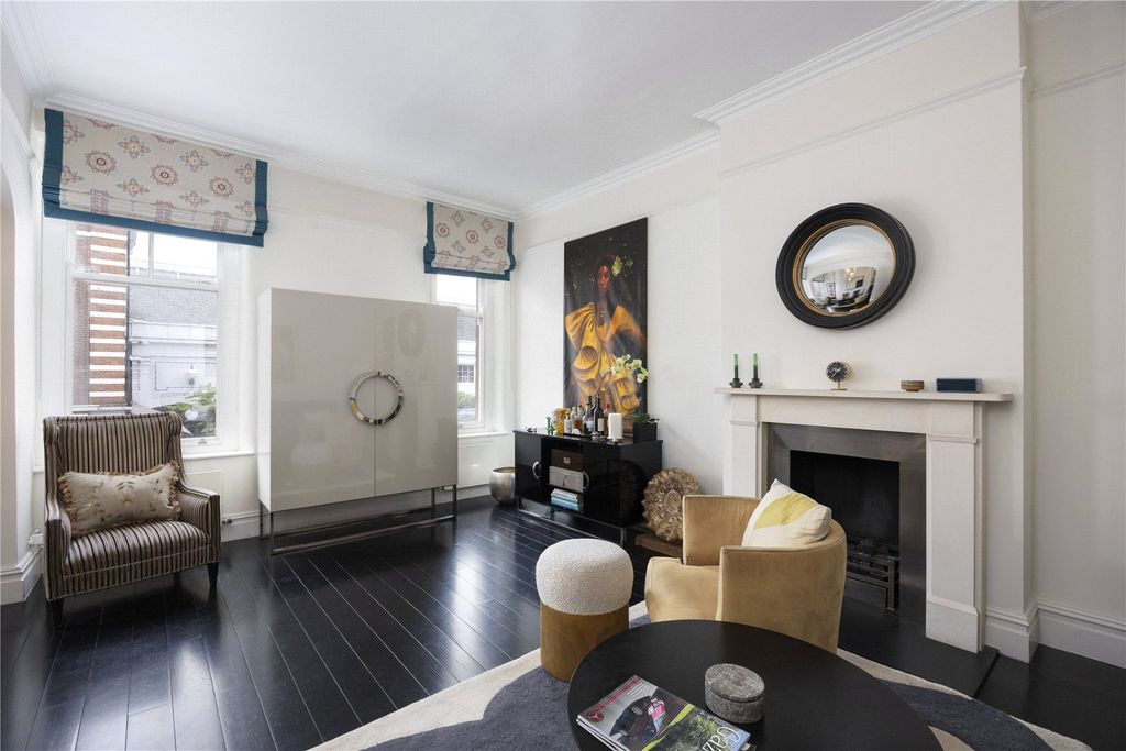 Property photo 2 of 16 Reception