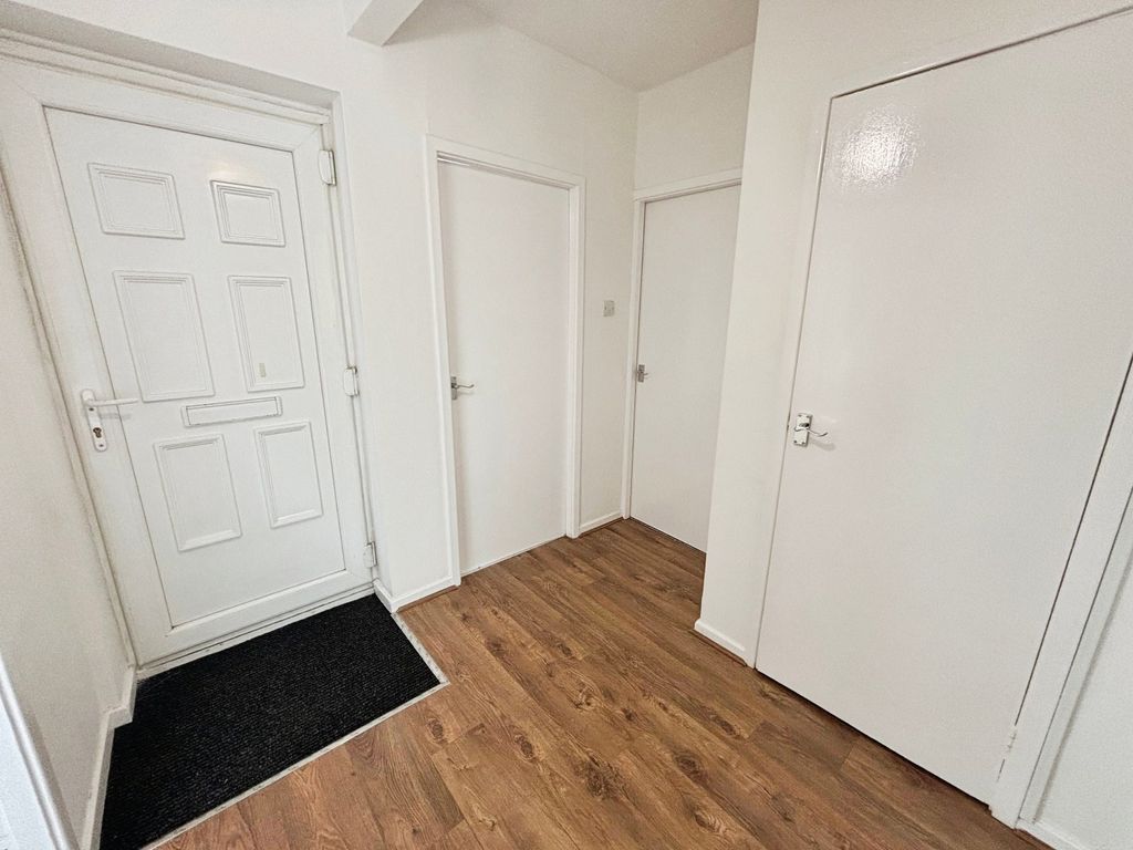 Property photo 3 of 9 Picture No. 02