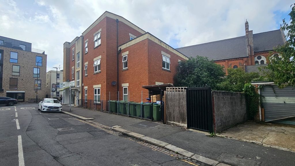 Property photo 3 of 3