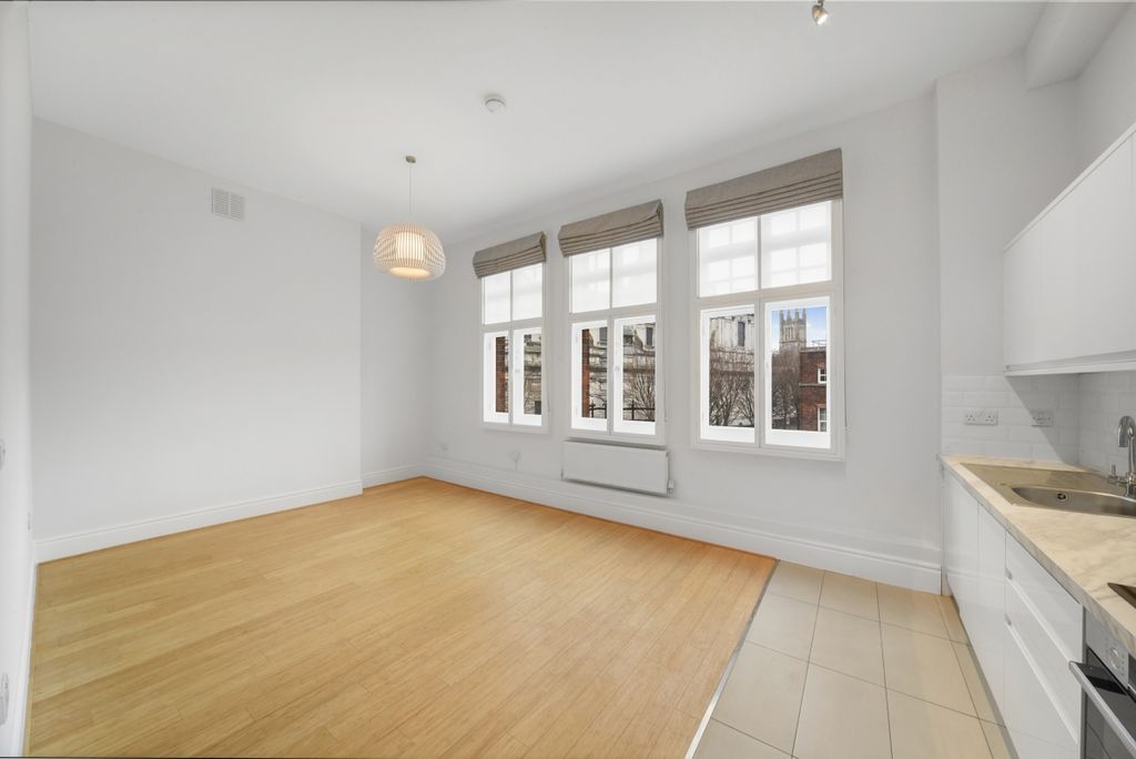 Property photo 3 of 7 Dsc_4057 _High