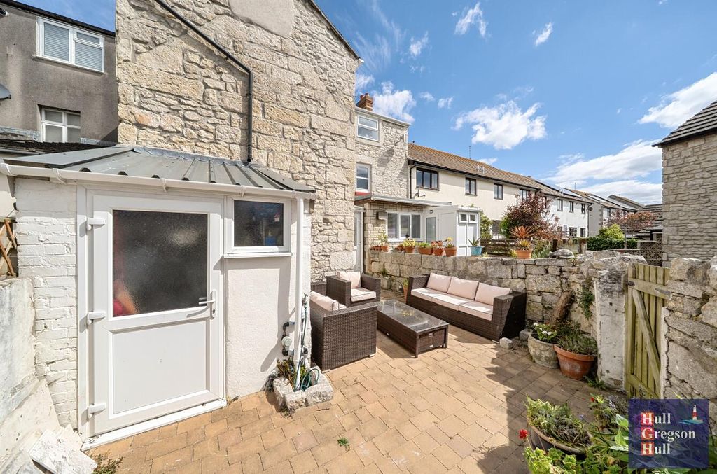 Property photo 2 of 24 031F8912-13c4-4d06-B1De-1E17Da50Cf0B.Jpg