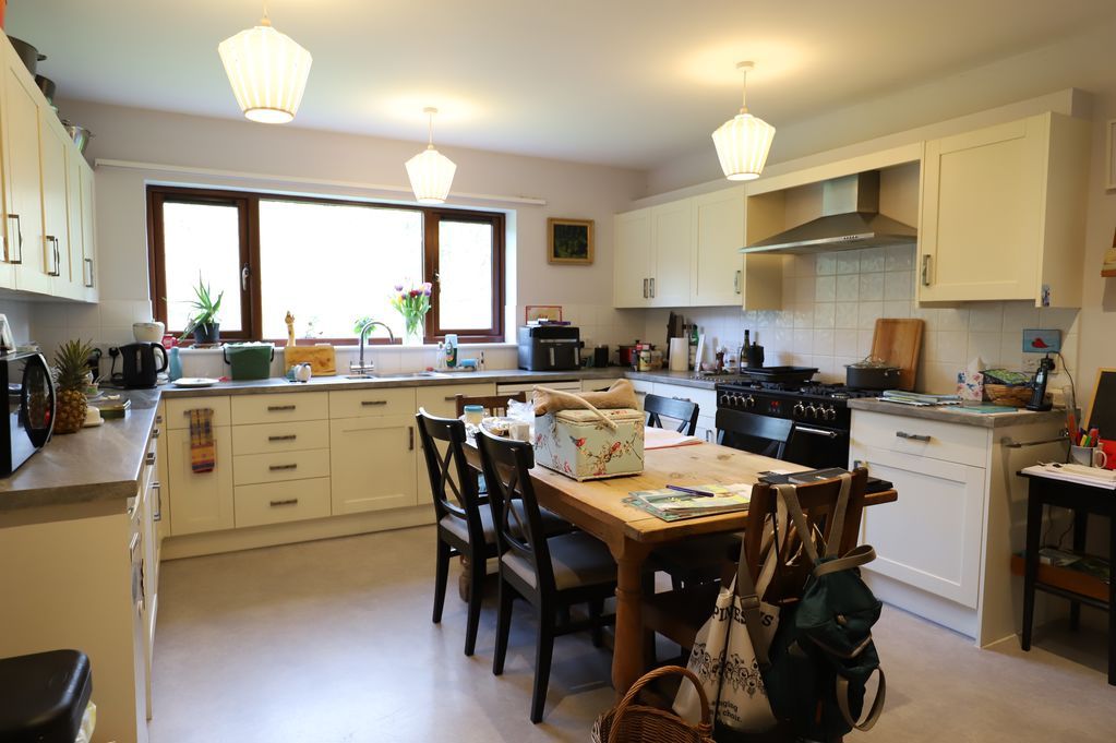 Property photo 3 of 14 Photo 13