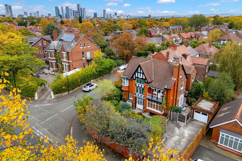 Property photo 2 of 29