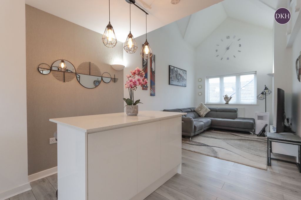 Property photo 2 of 13 Picture No. 02