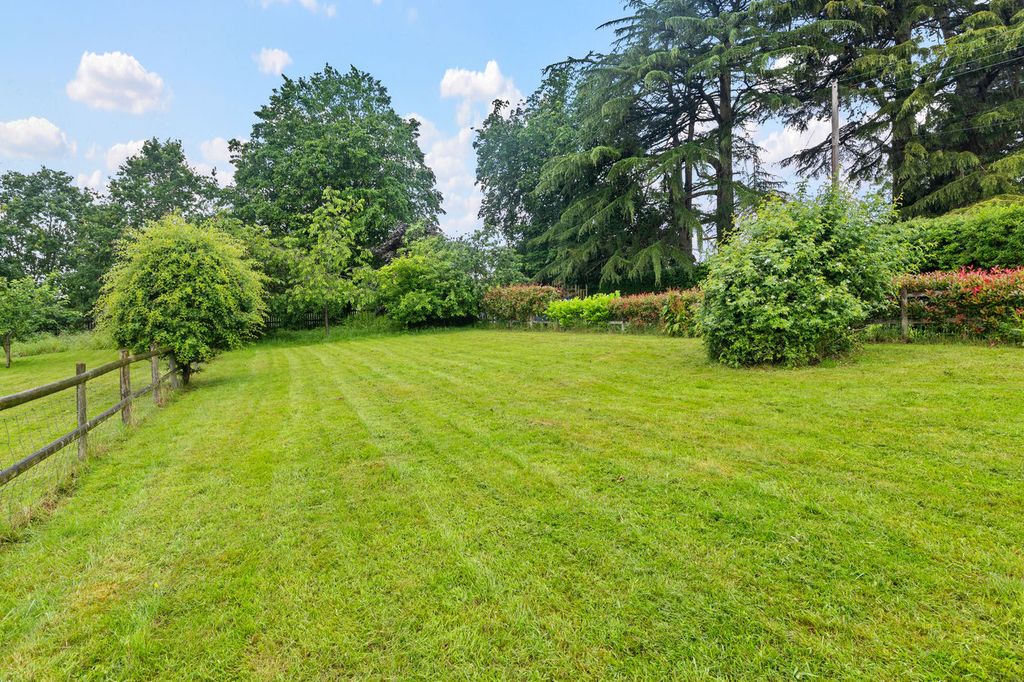 Property photo 3 of 33