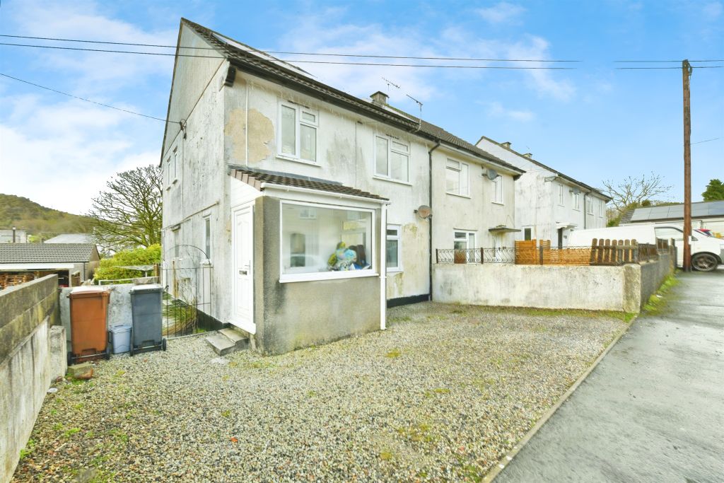 Property photo 2 of 31