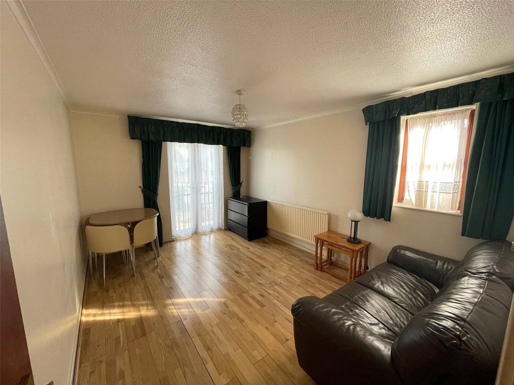 Property photo 1 of 6 Picture No. 07