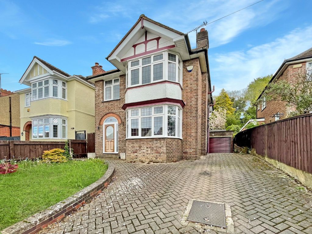 Property photo 1 of 15 4043910