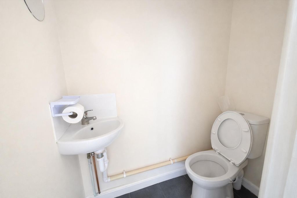 Property photo 3 of 12 Chatgpt Image Mar 6, 2026, 02_45_33 Pm.Png