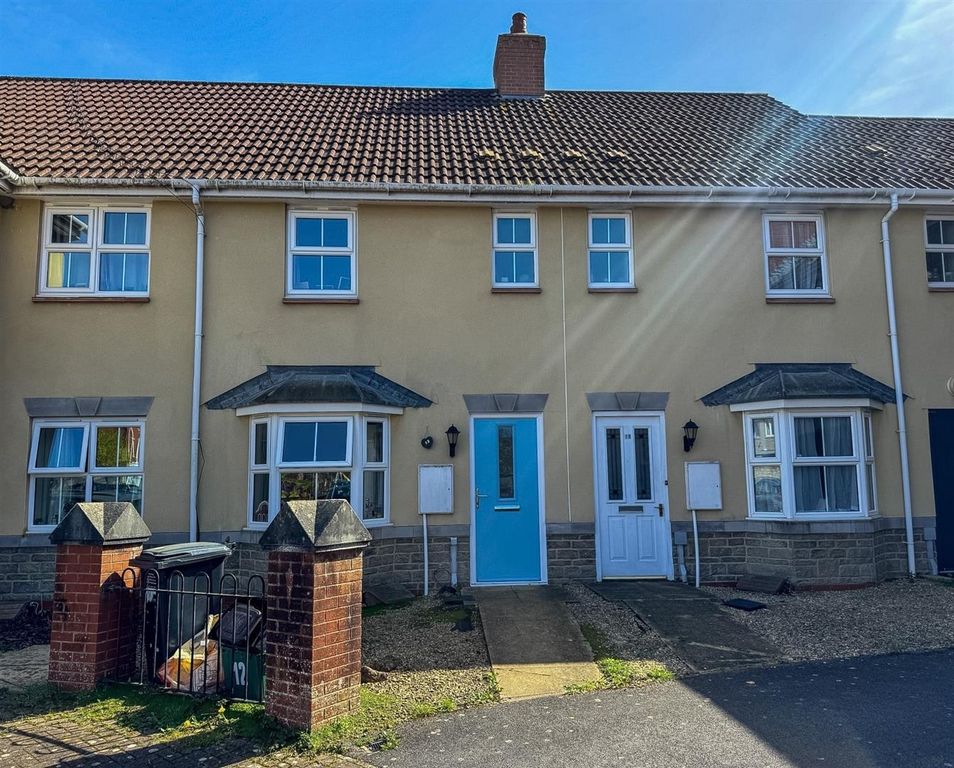 Property photo 1 of 16 Front